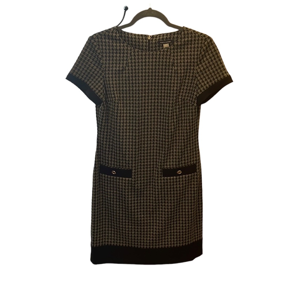 Tommy Hilfiger dress size 4